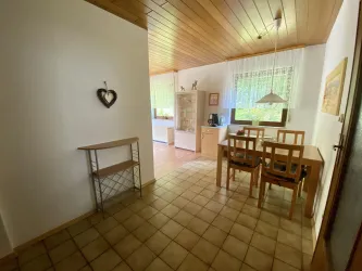 Esszimmer Ferienwohnung Rödelstal quer (2)