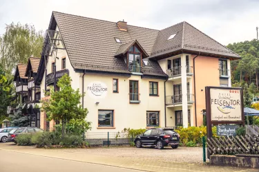 Außenansicht Hotel Felsentor in Hauenstein