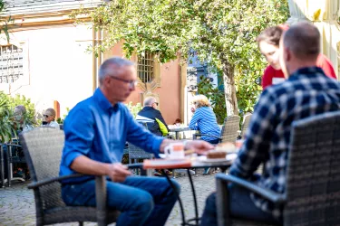 Kuchengenuss im Hotel-Café Ritter von Böhl