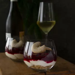 Vanillekipferldessert im Glas