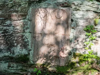 Grabplatte des Saltiarius an der Heidelsburg 