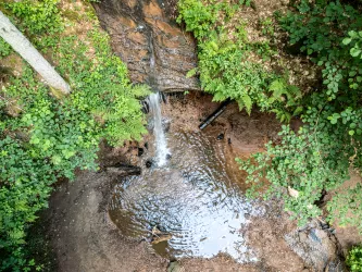 Kleiner Wasserfall im Kessel bei Herschberg 