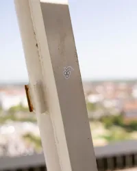 Zum Wohl die Pfalz Aufkleber (© Lucie Greiner / medienagenten) Zum Wohl die Pfalz Aufkleber