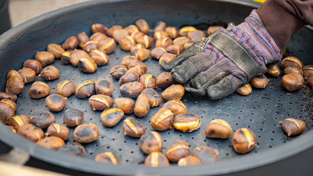Kastanien in der Pfanne 