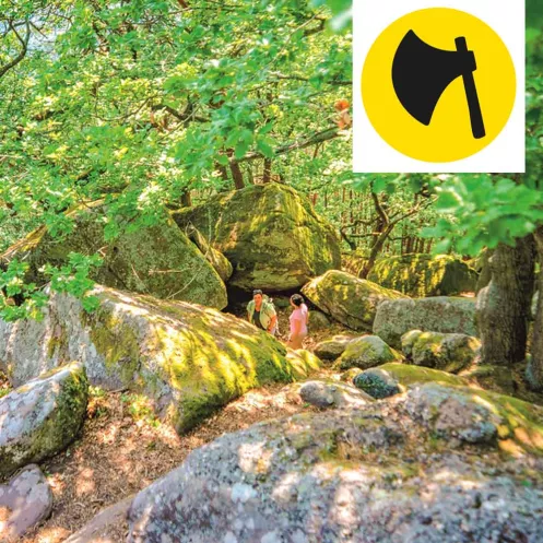 Wanderer Heidenfelslandschaft, Urlaubsregion Freinsheim (© Urlaubsregion Freinsheim, i-Punkt Kallstadt) Wanderer Heidenfelslandschaft, Urlaubsregion Freinsheim