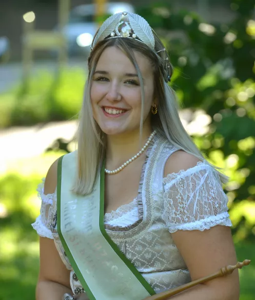 Lucia I. - Kastanienprinzessin 2023/2024