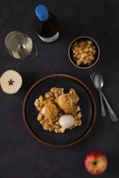 Topfenknödel mit Apfelkompott