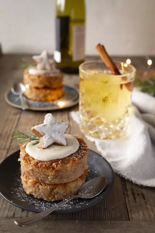 Apfel-Zimtstern-Küchlein mit Vanillesoße