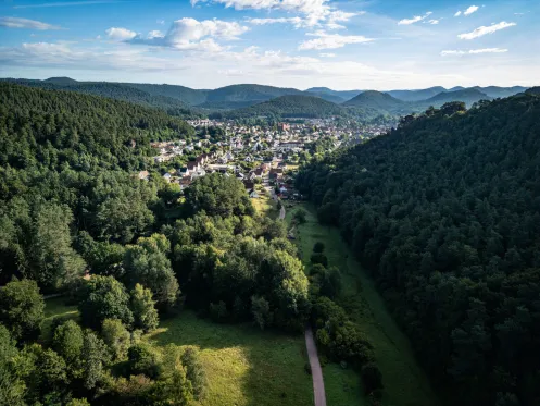 Blick von der Aussichtsplattform beim Hermersbergerhof