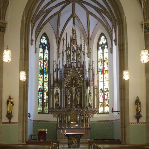 Altarraum St. Nikolauskirche Bellheim