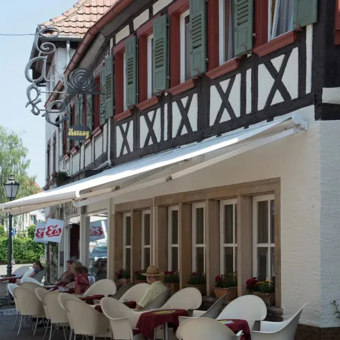 Außen (© Jürgen Meßler)