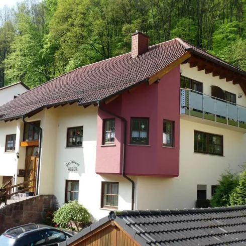 Gästehaus Heger - Vorderansicht Gästehaus Heger - Vorderansicht