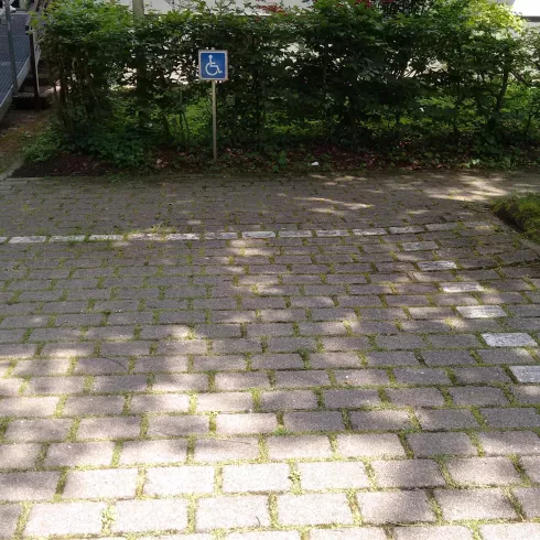 Barrierefreier Parkplatz am Naturfreundehaus