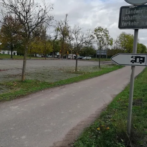 Wohnmobilstellplätze am Adamshof Kandel