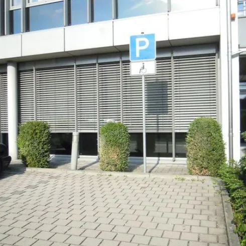 Barrierefreier Parkplatz Sparkasse Kandel