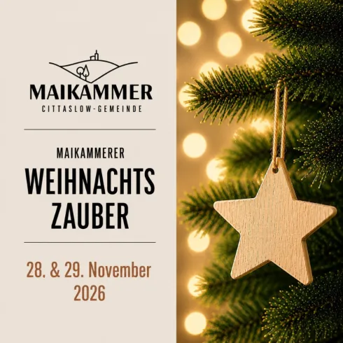 Ein festlicher Hintergrund mit Weihnachtslichtern. Der Text kündigt den Maikammerer Weihnachtszauber am 29. und 30. November 2025 an.