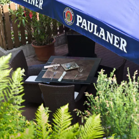 Terrasse Hotel-Restaurant Landhotel Berg (© Hotel-Restaurant Landhotel Berg)