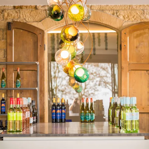 Vinothek innen (© Weinland Königsbach-Neustadt GmbH)