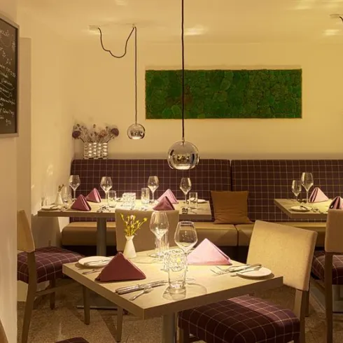 Restaurant (© Christine Mix)