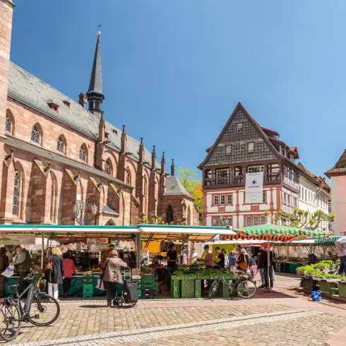 Neustadter Wochenmarkt (© Pfalz Touristik, Dominik Ketz)