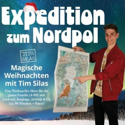 Ein altes, verlassenes Haus umgeben von Pflanzen. Über dem Haus schwebt ein mysteriöses Gesicht in den Wolken.