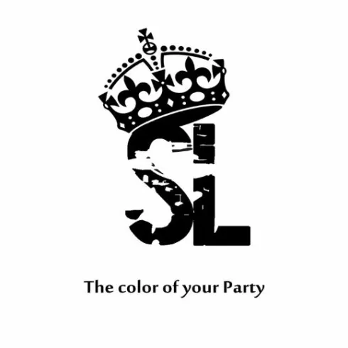 Ein Logo mit den Buchstaben "SL" und einer Krone darüber. Darunter steht der Slogan "The color of your Party".