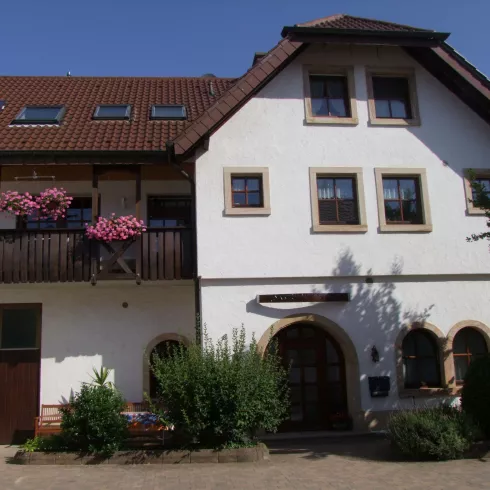 Außenansicht (© Gästehaus Boller) Außenansicht (© Gästehaus Boller)
