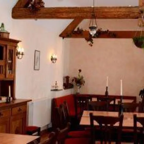 Weingut Hanewald - Weinstube bis 30 Personen (© Weingut Jürgen Hanewald)