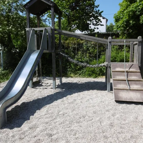Spielplatz Bild 1 (© Verein SÜW Annweiler e.V.)