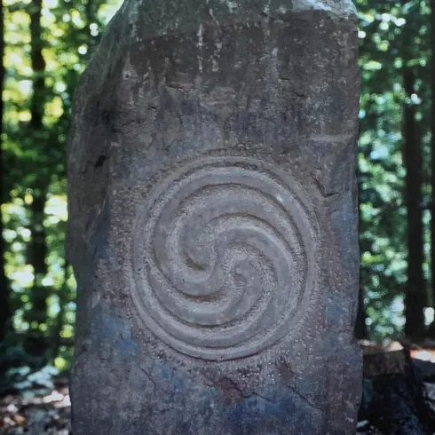 Stein des Gleichgewichts - Lambrecht (Pfalz)