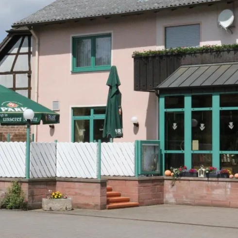 Restaurant Zur Linde (© Touristikbüro Holzland/Sickinger Höhe)