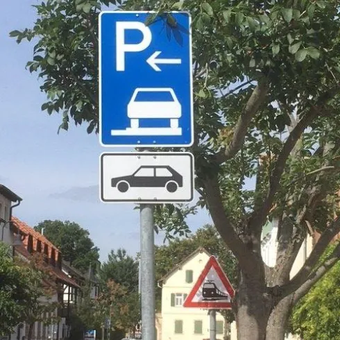 Gehwegparken in der Georg-Fitz-Straße