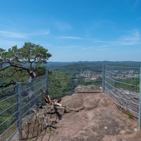 Aussicht Rabenfels (© Archiv Südwestpfalz Touristik e.V.)