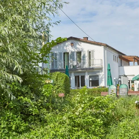 Außenansicht der Rhenania (© Südpfalz-Tourismus e.V., Fotograf: Christian Ernst)