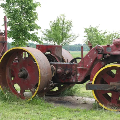 Oldtimer an der Oldtimerscheune