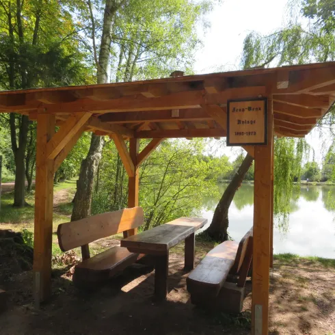 Rastplatz am Bärensee "Jean-Benz-Anlage"