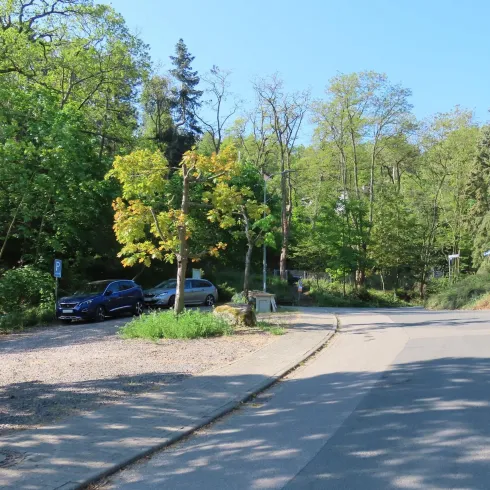 Parkplatz am Woogtal/Kirchberg Bild 2 (© Urlaubsregion Freinsheim)