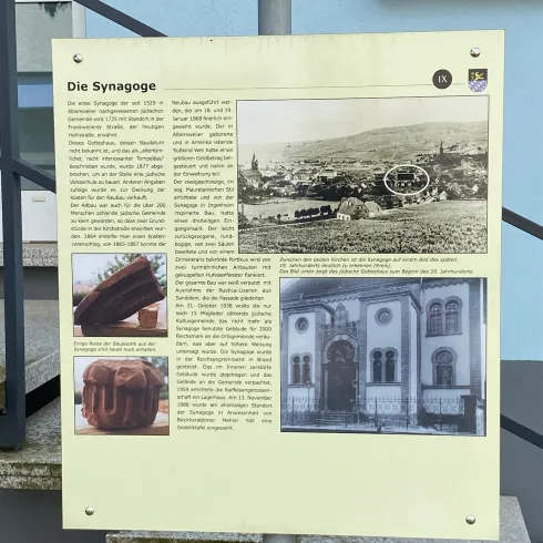 Informationstafel "Die Synagoge" in Albersweiler