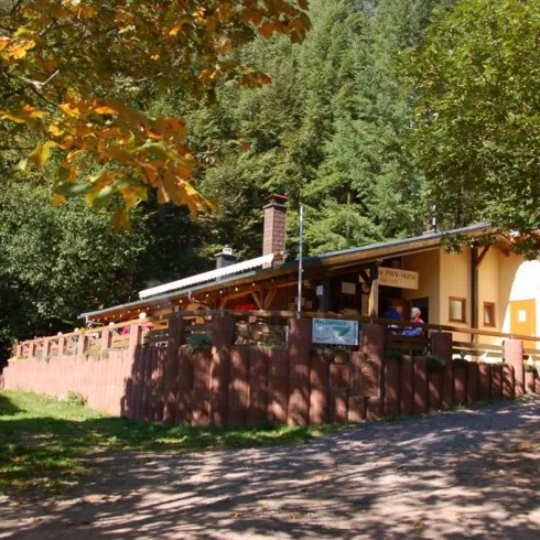 PWV-Hütte "Am Schmalstein"_1 (© Tourist Information Dahner Felsenland)