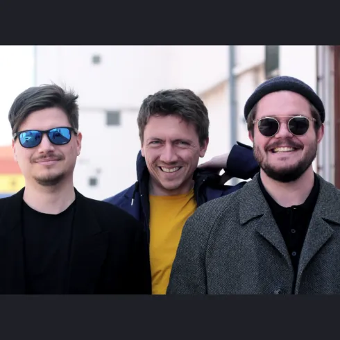 A.R.T. Adrian Rinck Trio (© A.R.T. Adrian Rinck Trio) A.R.T. Adrian Rinck Trio (© A.R.T. Adrian Rinck Trio)