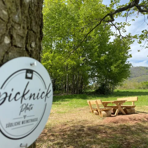 Picknickplatz am Keschde-Erlebnisweg Picknickplatz am Keschde-Erlebnisweg