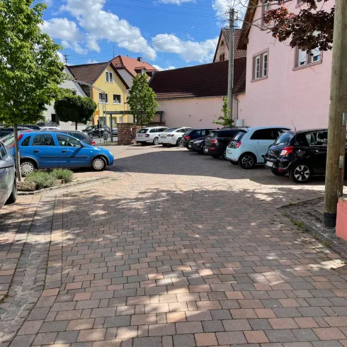 Parkplatz am Marktlerplatz (© Bernard)