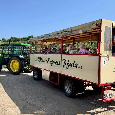Planwagen für 24 Personen