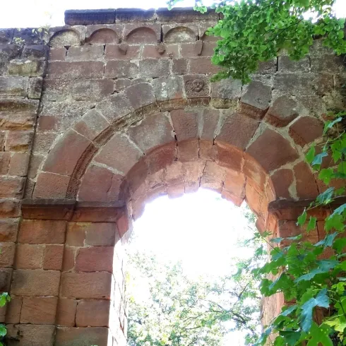 Portal der Ruine Schlosseck