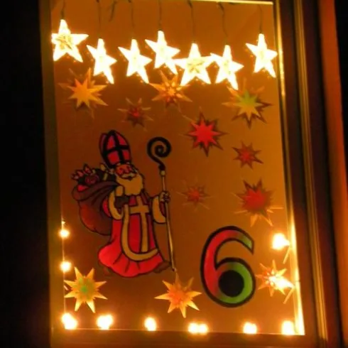 Adventsfenster (© Ortsgemeinde Kindsbach)