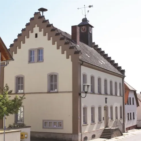 Haltestelle Hördt Rathaus (© Südpfalz Tourismus VG Rülzheim e.V.)