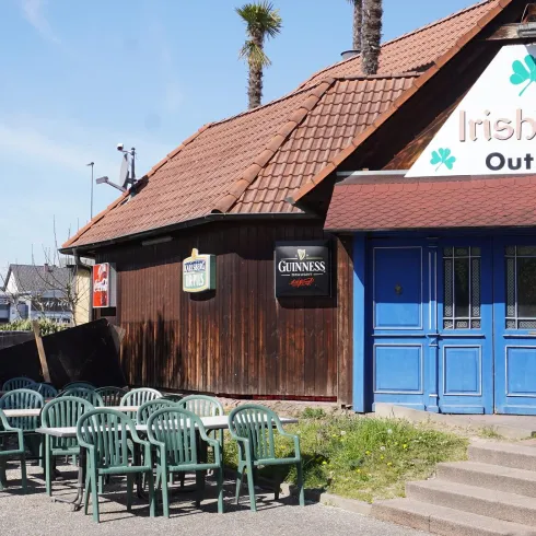 Außenansicht mit Freisitz (© Stadt Speyer, Tourist-Information)