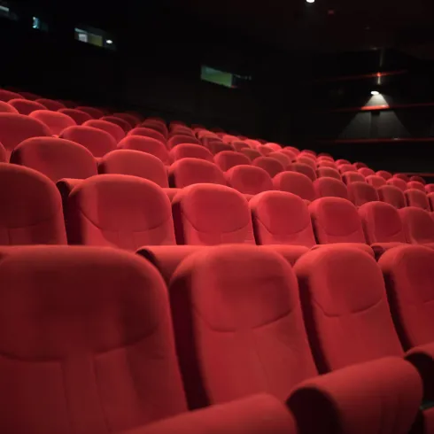 Kinosaal (© Adobe Stock)