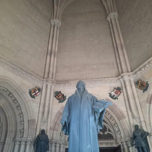 Lutherstatue (© Tourist-Information Speyer - Eva Schmitt)