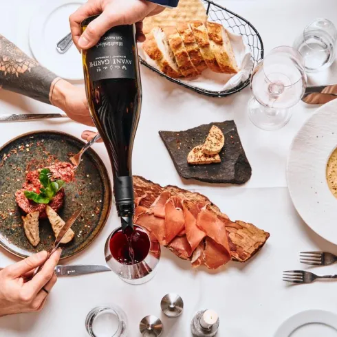 Gedeckter Tisch (© AvantGarthe)